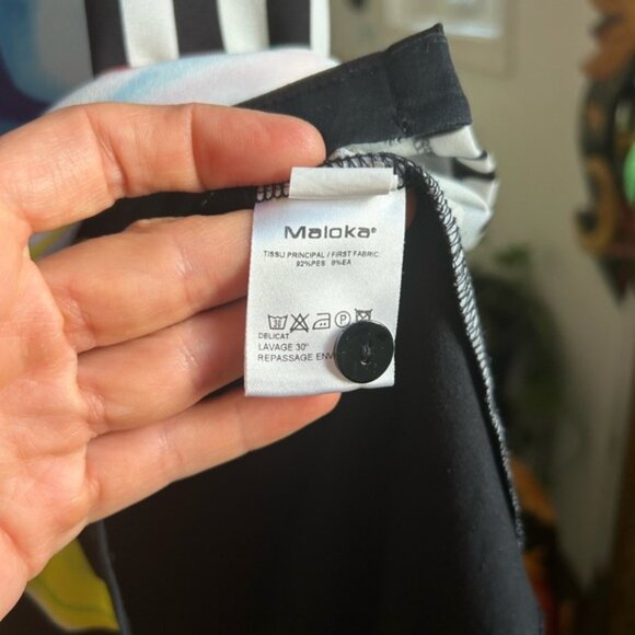 Maloka Black and White Abstract Blouse Small - Picture 11 of 15